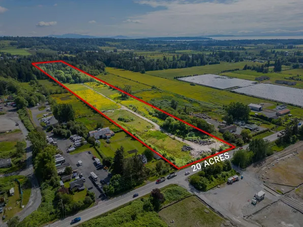 18952 16th Ave, Surrey, BC V3Z 9V2