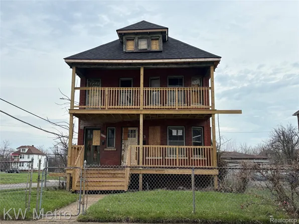 2676 Montclair St, Detroit, MI 48214