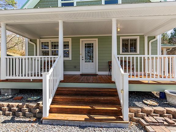 4th image of 1697 Caney Creek Rd