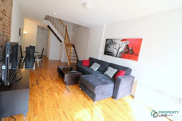 Rented by Property Link Mgmt, LLC | media 26