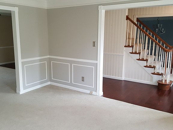 3rd image of 1577 Summer Chase Ln