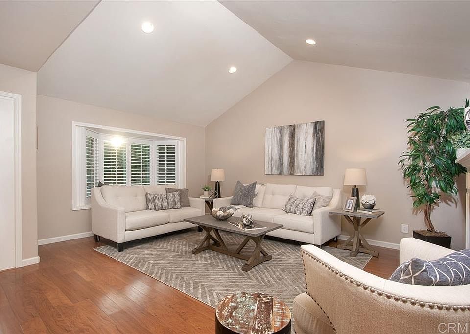 1st image of 14967 Penasquitos Dr