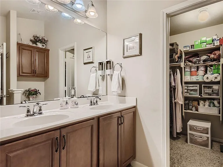 1807 Colorado Bend Dr — Photo 14