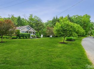 44 Chambers Rd, Cream Ridge, NJ 08514