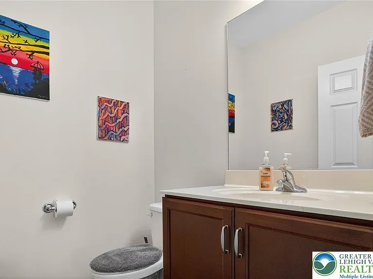 560 Quaker Ridge Ter — Photo 19