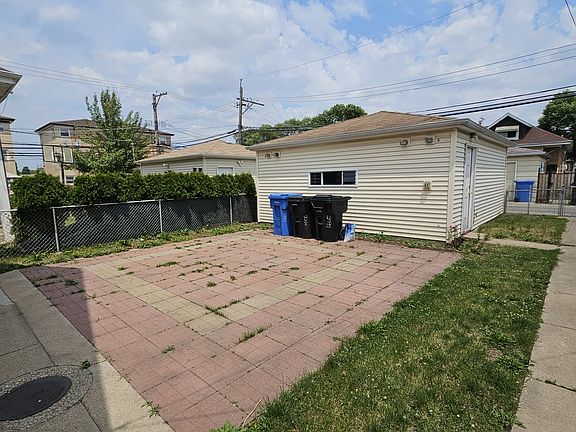 5th image of 2739 N Menard Ave