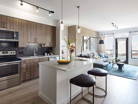 Cook, create, and gather in a kitchen made for everyday moments