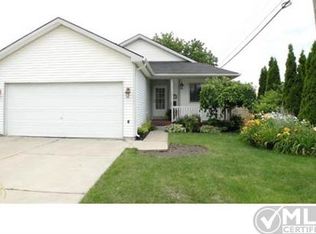 25729 Annapolis St, Dearborn Heights, MI 48125