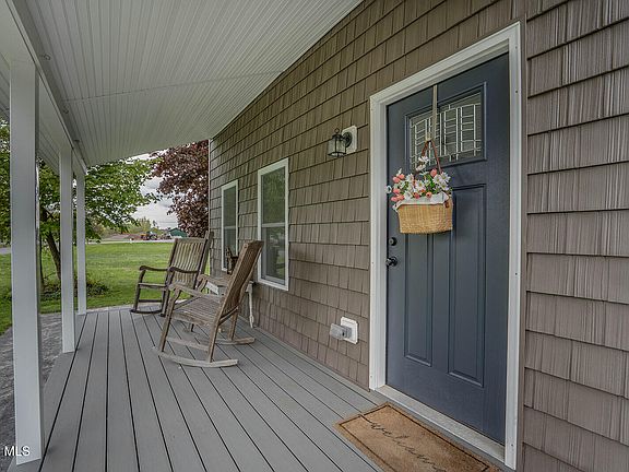 4th image of 13 Anthony Road