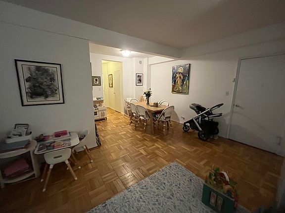 4th image of 110 E End Ave APT 3B