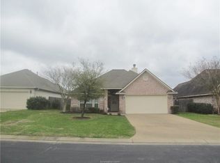 3741 Essen Loop, College Station, TX 77845