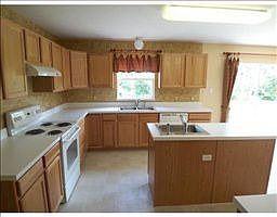 3rd image of 1717 Alhambra Crest Dr
