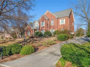 811 Kings Crossing Dr NW, Concord, NC 28027