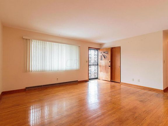 4th image of 4581 Belfast Dr