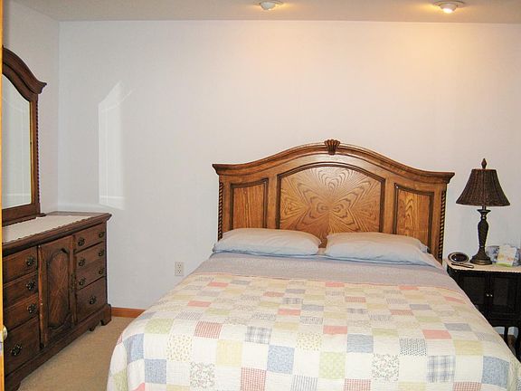 Queen Bed