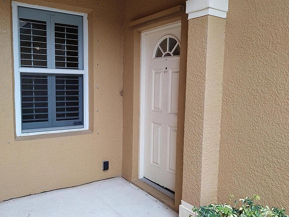 2nd image of 906 Ocaso Ln Unit 104
