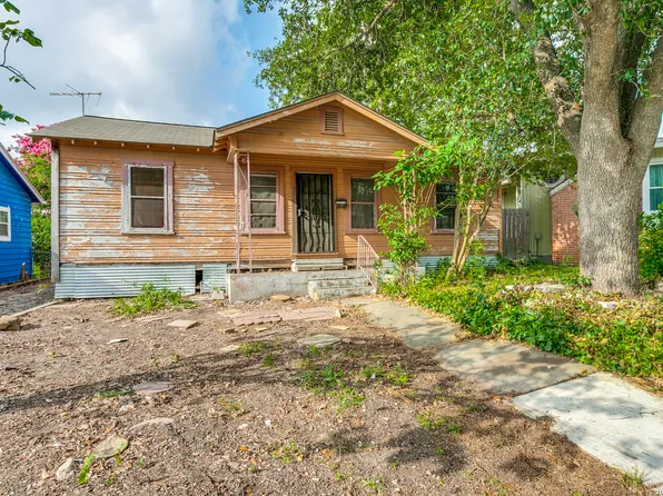 1330 W ROSEWOOD AVE, San Antonio, TX 78201