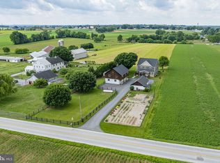 346 Lynwood Rd, Bird In Hand, PA 17505