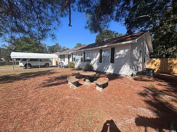 3rd image of 1003 Walnut St