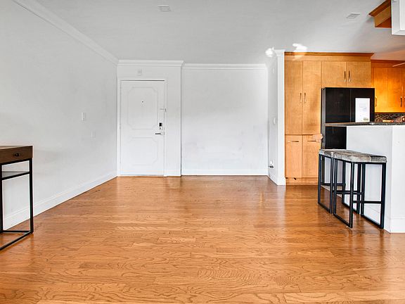 3rd image of 9 NE 19th Court #212c