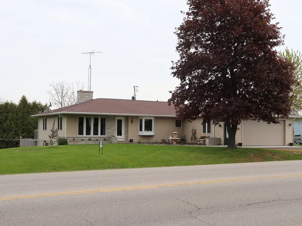 836 Duluth S, Sturgeon Bay, WI 54235
