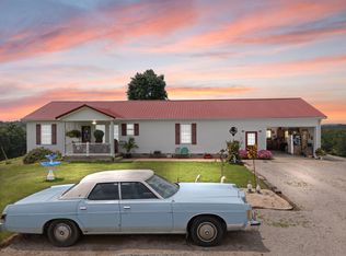 215 Crisp Rd, Morehead, KY 40351