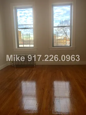 Rented by Weissman Realty | media 10