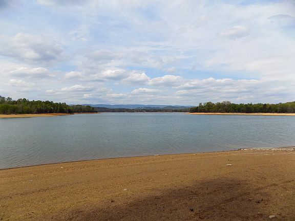 3rd image of 3753 Lake Point Dr