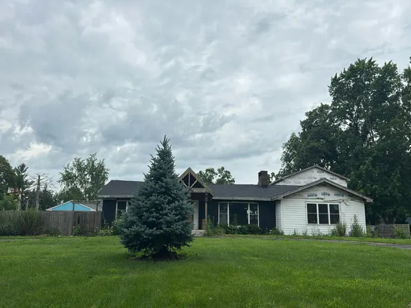 71 Lillian Ln, Yorkville, IL 60560