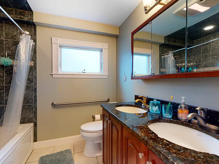 271 River Rd — Photo 14