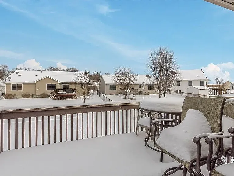 934 Tiara Dr NE — Photo 26