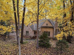 19065 Lothmoor Drive Lower, Brookfield, WI 53045