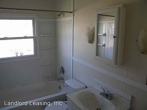 5th image of 2444 E 41st St