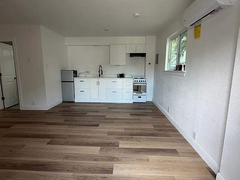 11743 Country Springs St — Photo 9