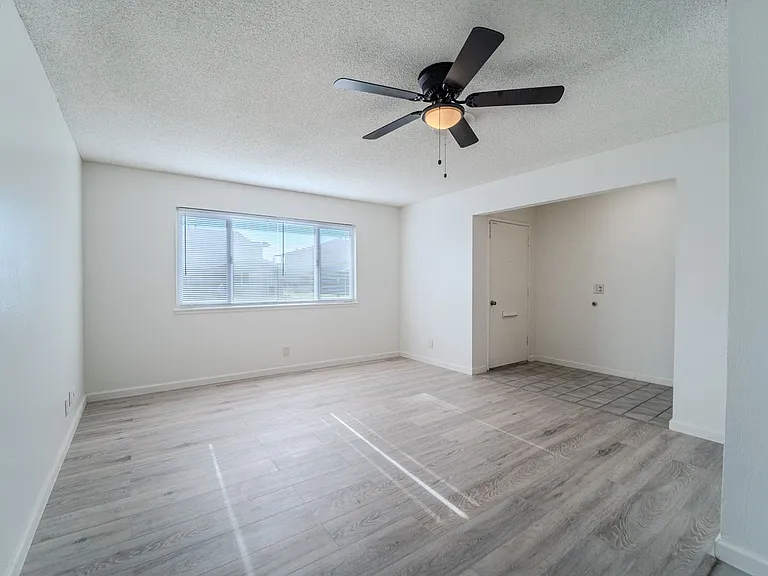 1199 Casita Dr #1 — Photo 17