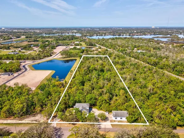 920 E Lake Dr, Tarpon Springs, FL 34688