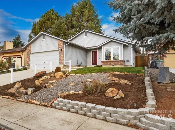 5672 W Drawbridge Dr, Boise, ID 83703
