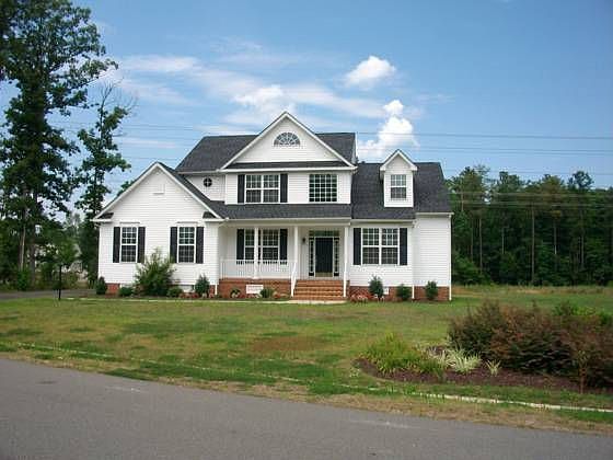 1st image of 600 Sycamore Springs Dr