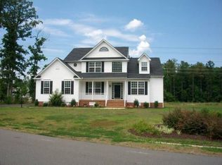 600 Sycamore Springs Dr, Chester, VA 23836