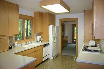 2nd image of 6201 Pebblestone Dr #28