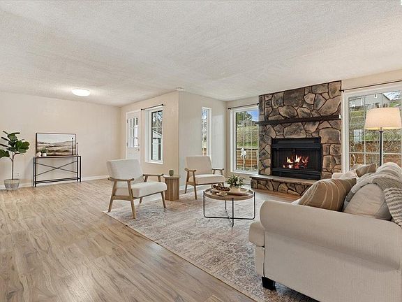 5th image of 3026 Escolar Rd