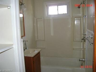 5th image of 306 Hawthorne St