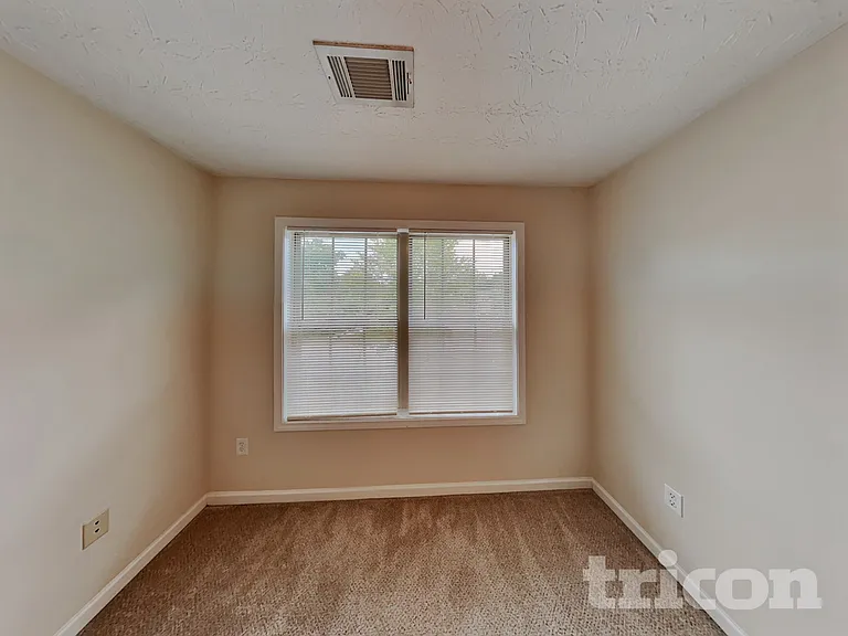 1024 Weatherwood Pl — Photo 14