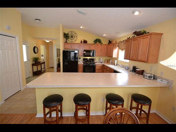 2nd image of 992 Rockville Pl
