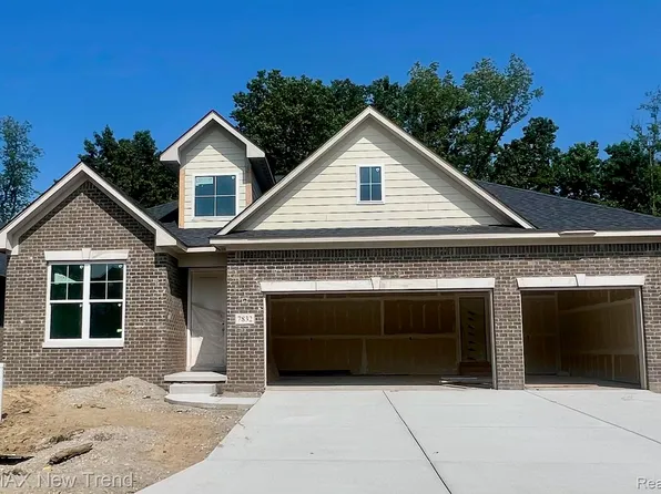 7832 Trailside Ct, West Bloomfield, MI 48323