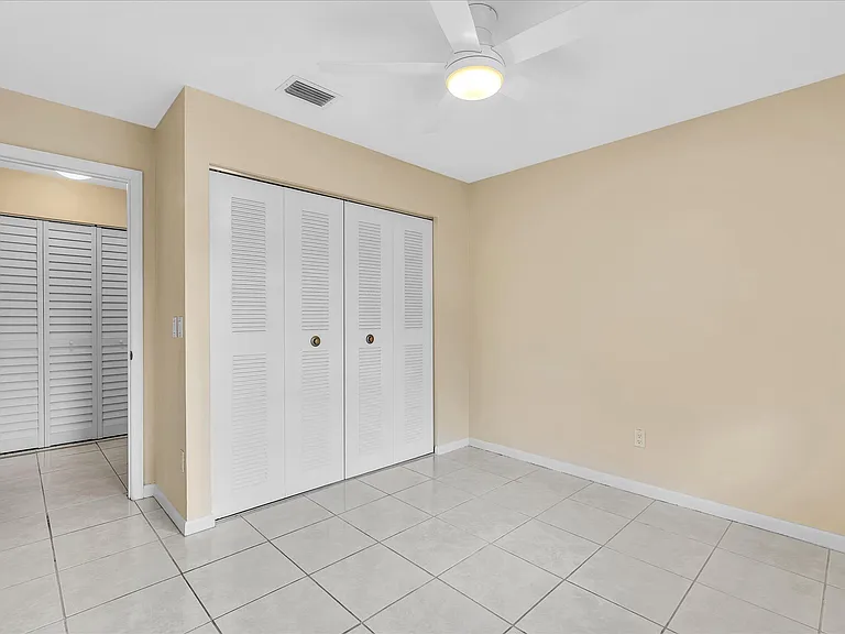 299 NW 36th Ave — Photo 37