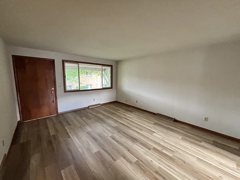 238 Kennedy St #3 — Photo 4