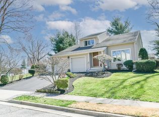 131 Christie St, Edison, NJ 08820