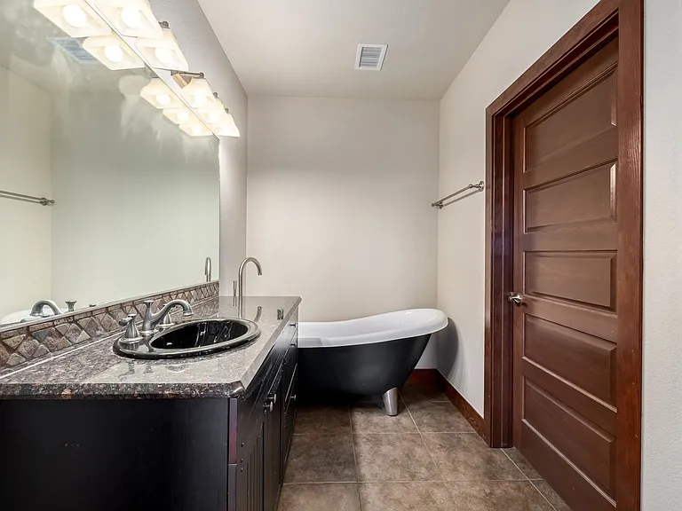 210 W Magnolia St #360 — Photo 23