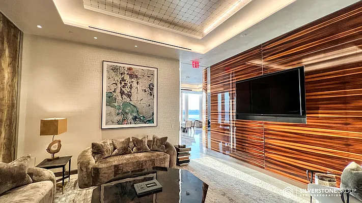 Rented by Silverstone Group USA Corp. | media 55